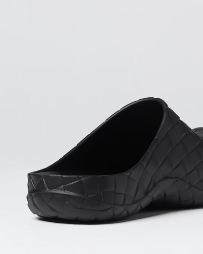 Bottega Veneta  Sabots in Woven Rubber Sandal